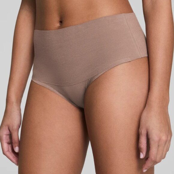 SPANXsupersmooth Undie-tectable Supima Cotton Tanga in Cafe Au Lait 1X NEW - Picture 1 of 8